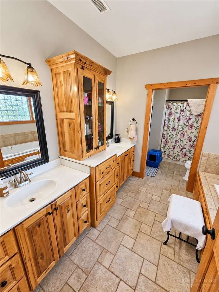 4545 Walnut Ridge Drive Property Photo 12