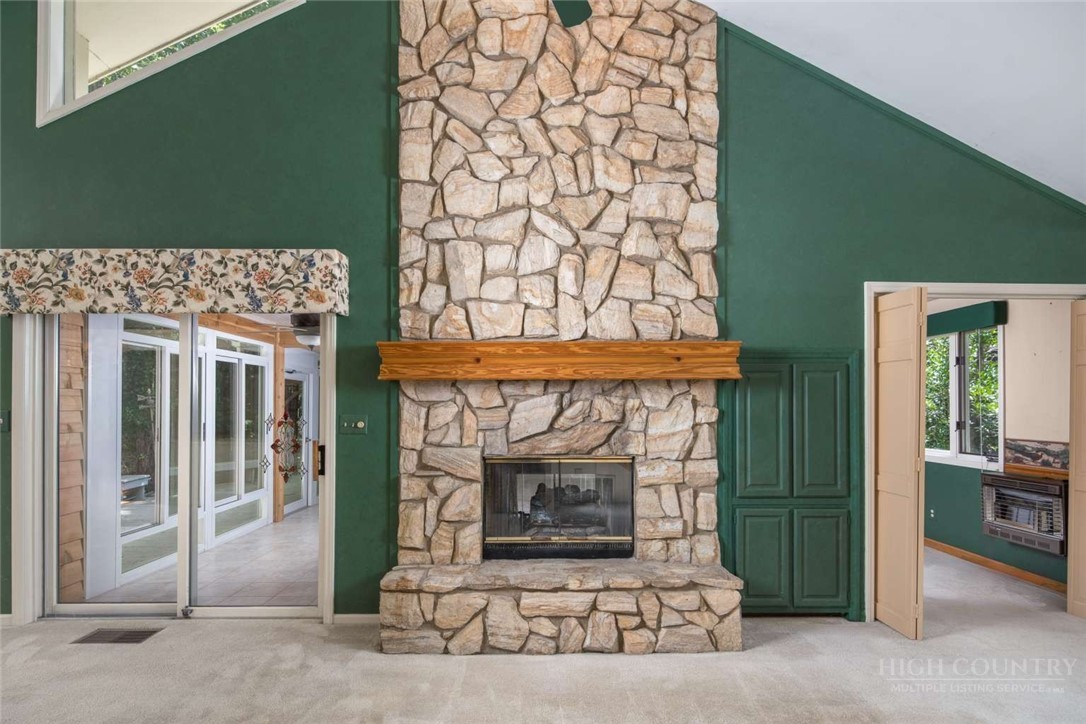 278 Cobble Creek Property Photo 15