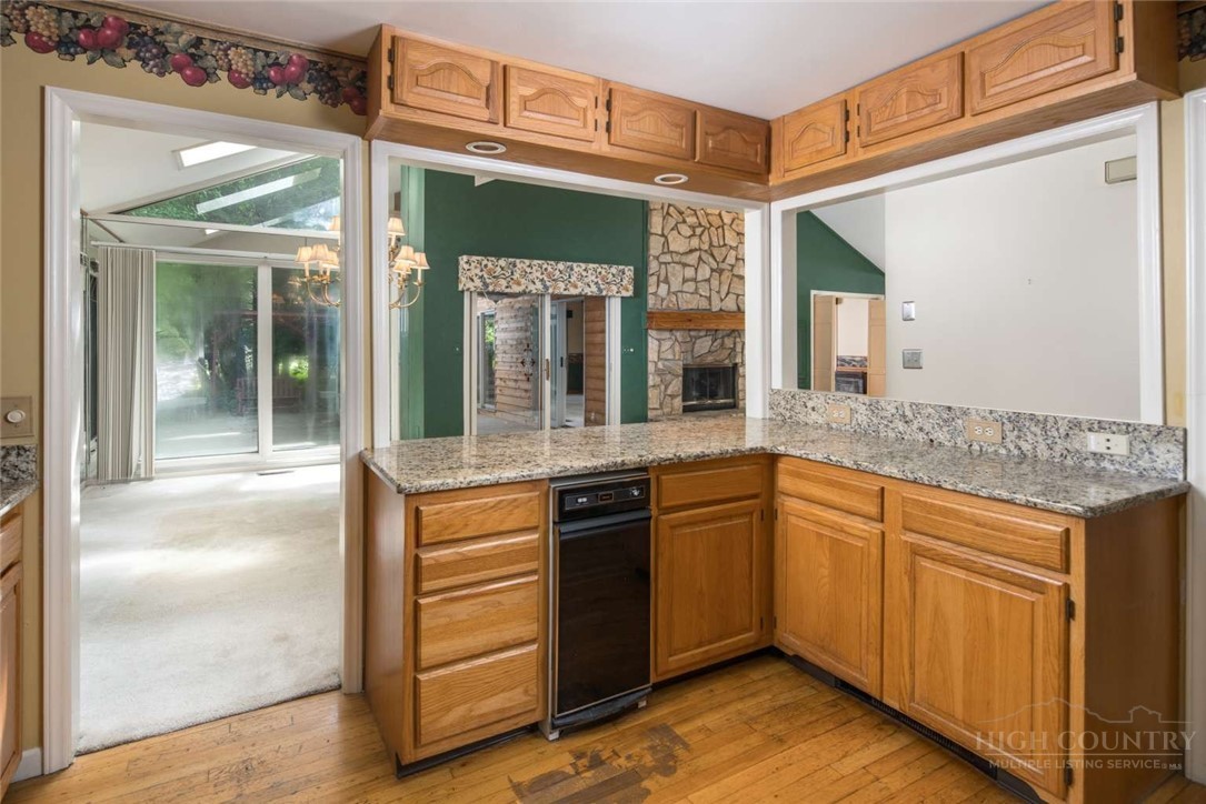 278 Cobble Creek Property Photo 16