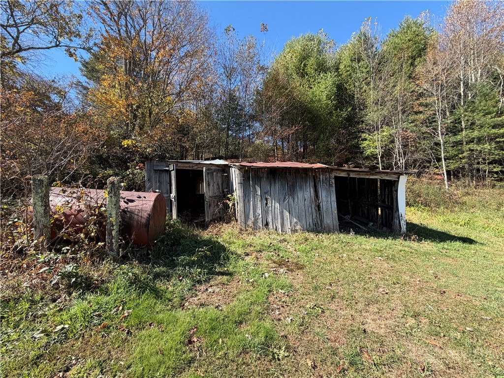 657 Denny Road Property Photo 8