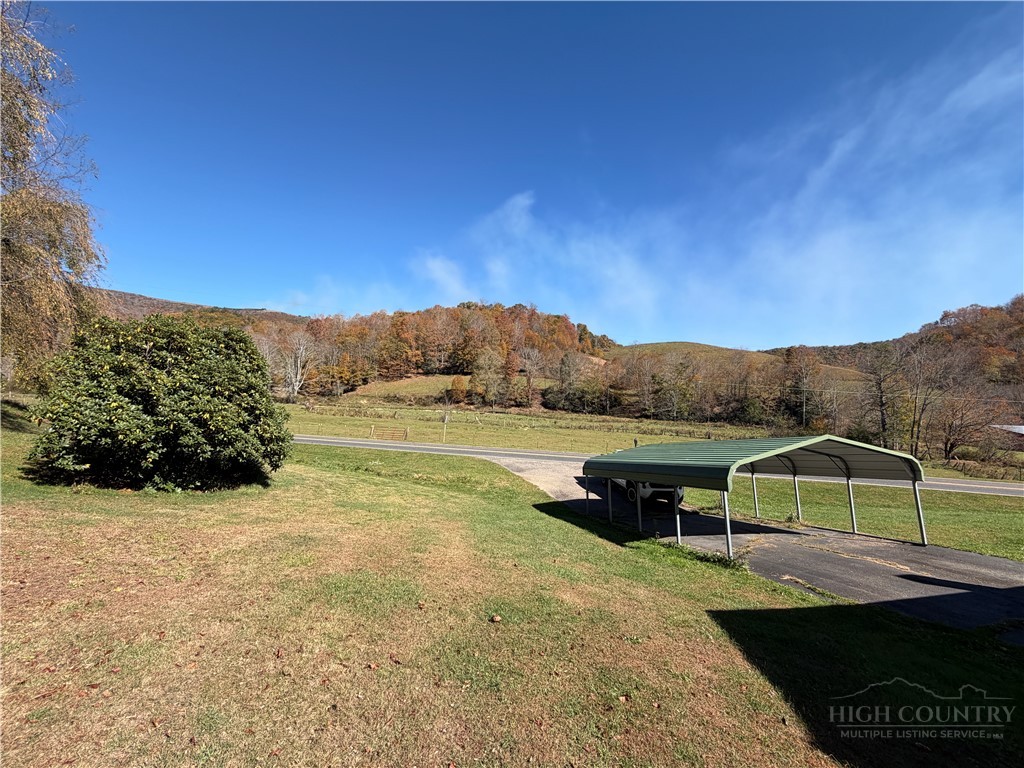 657 Denny Road Property Photo 9