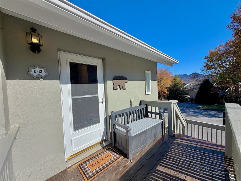 367 Skyleaf Drive D12 Property Photo 3