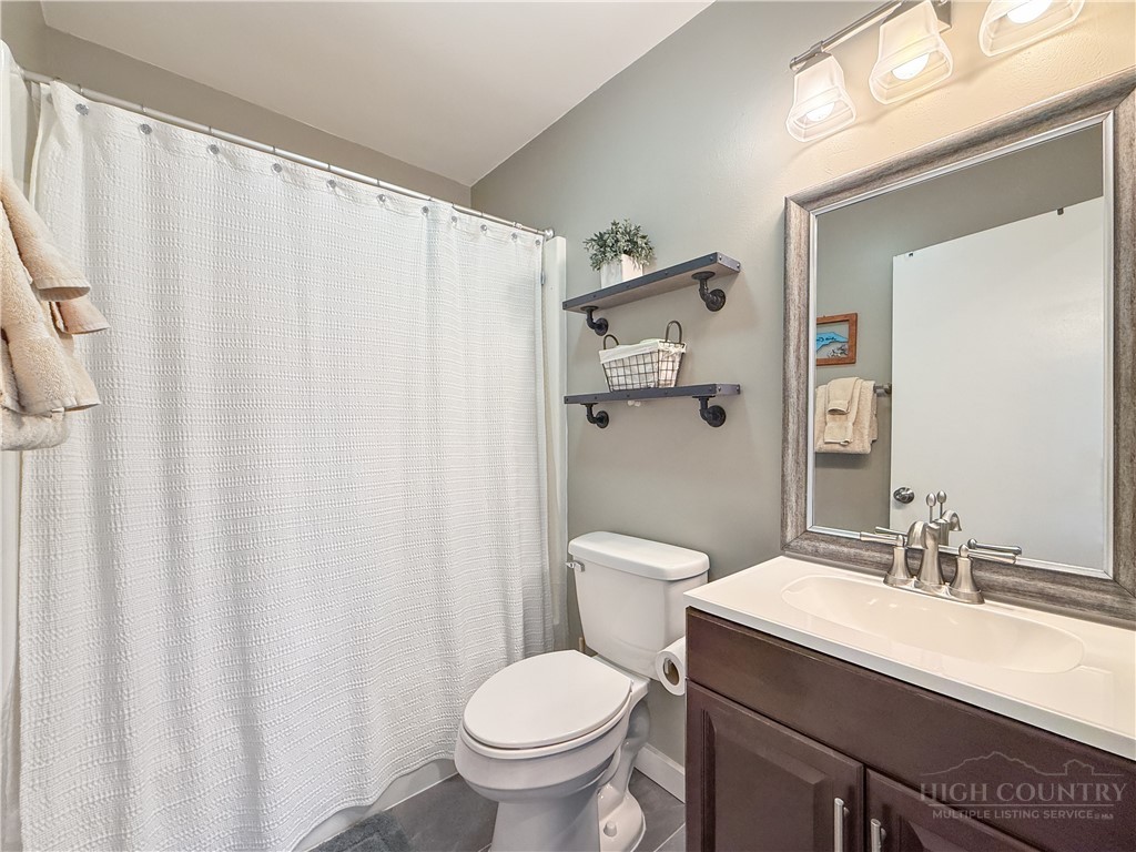 367 Skyleaf Drive D12 Property Photo 21
