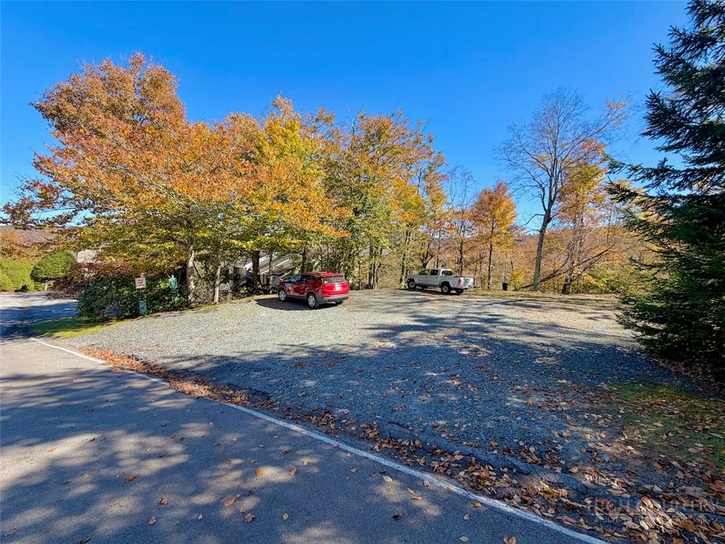 367 Skyleaf Drive D12 Property Photo 25