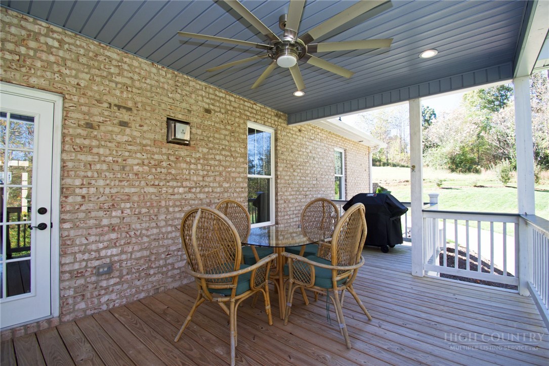 347 Peterson Pond Drive Property Photo 43