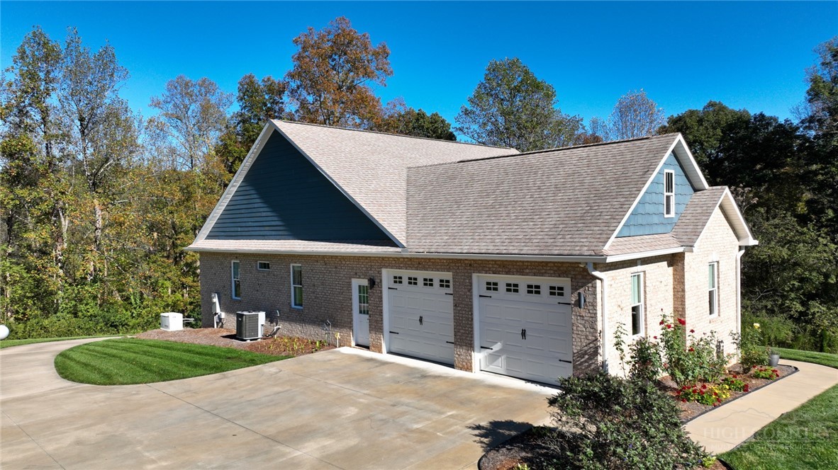 347 Peterson Pond Drive Property Photo 46