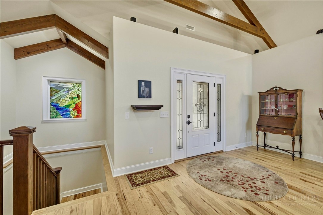 1510 Royal Lane Property Photo 9