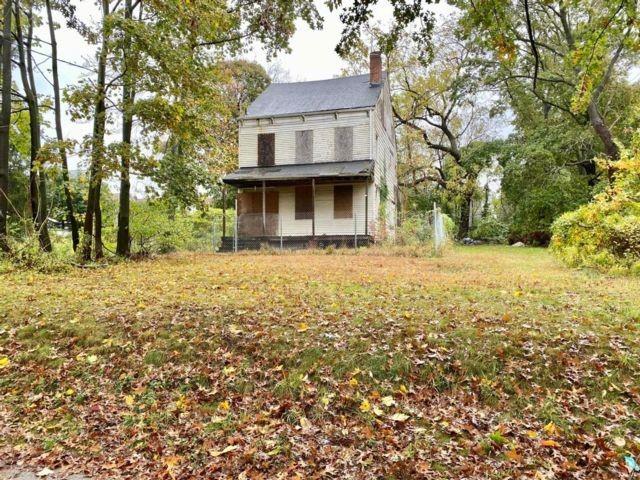 1197 Clove Road Property Photo 1