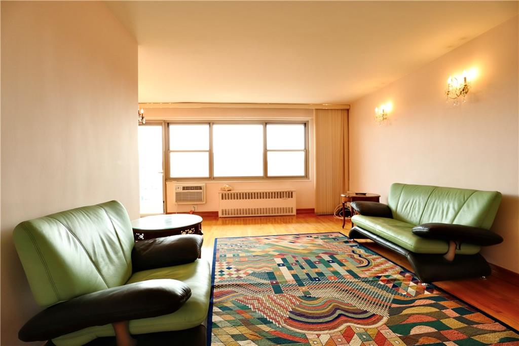 464 Neptune Avenue 23d Property Photo 3