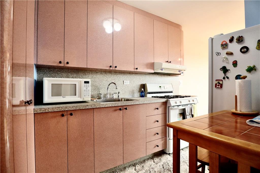 464 Neptune Avenue 23d Property Photo 6