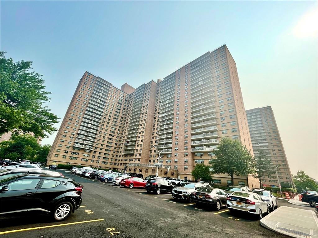 464 Neptune Avenue 23d Property Photo 15