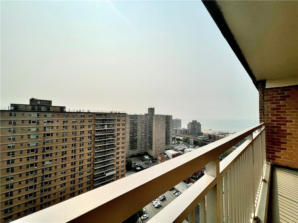 464 Neptune Avenue 23d Property Photo 18