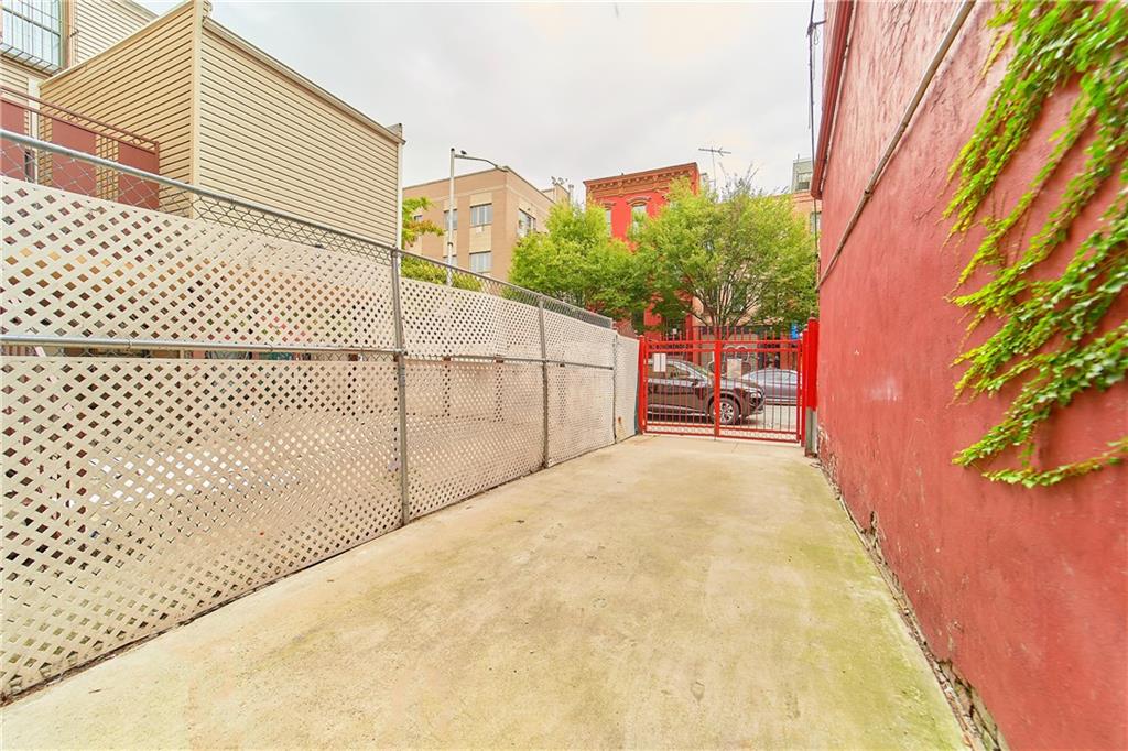 360 South 3rd Street Property Photo 29