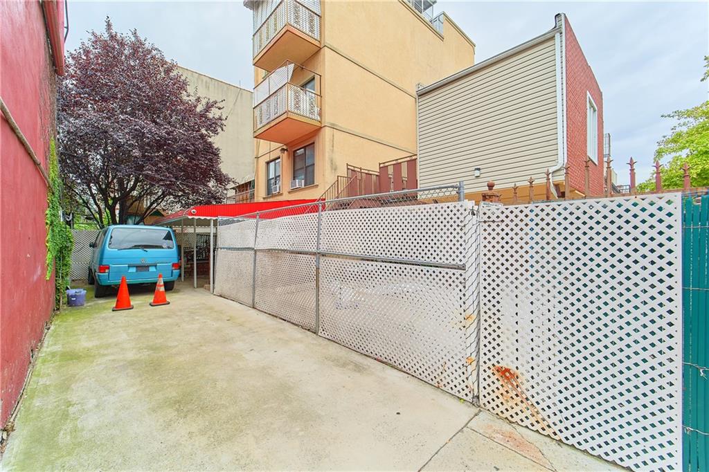 360 South 3rd Street Property Photo 30