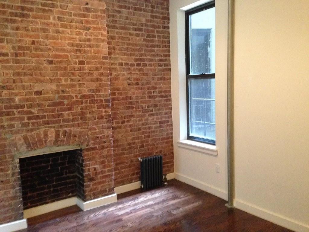 347 Myrtle Avenue Property Photo 3