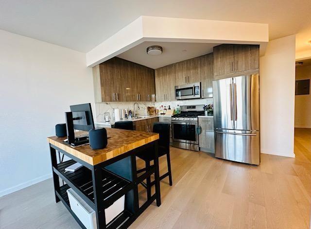 2131 Ocean Avenue 7d Property Photo 4