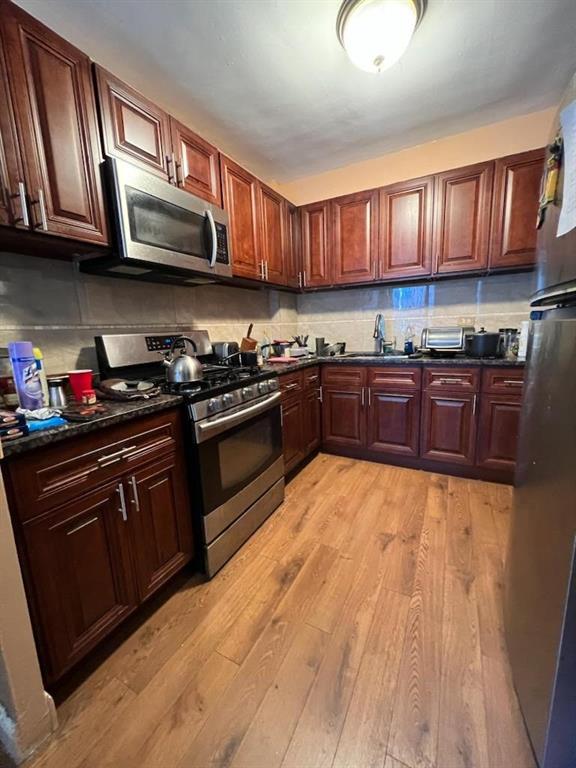 12441 Flatlands Avenue Ba Property Photo 5