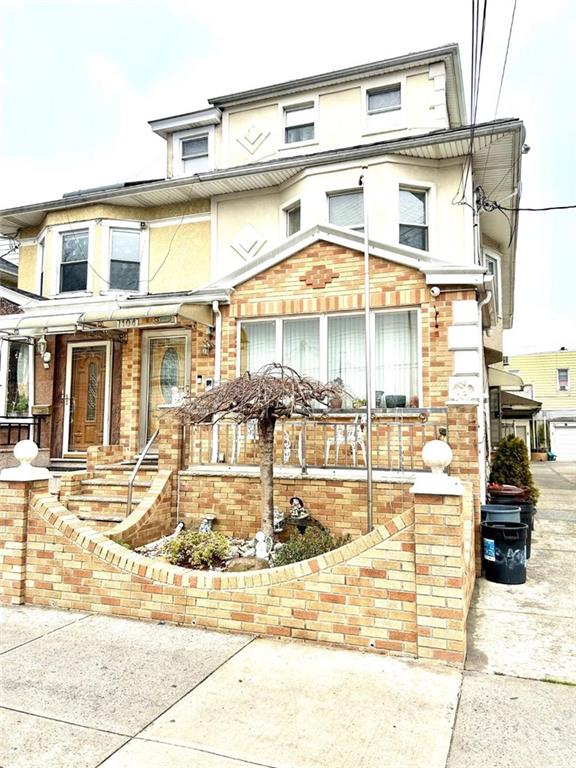 104 Highlawn Avenue Property Photo 1