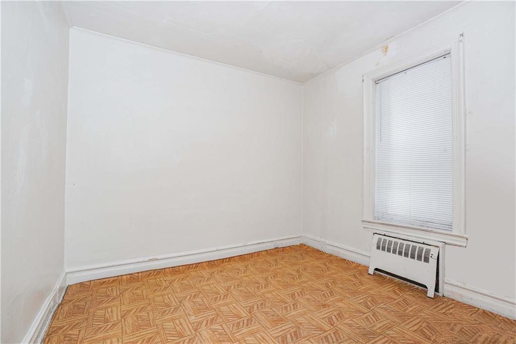 1961 West 10th Street Property Photo 9