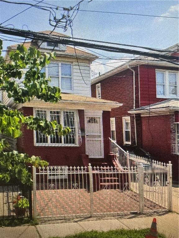 567 East 51st Street Property Photo 1