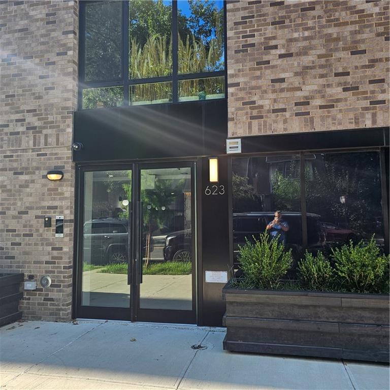 623 Avenue H Property Photo 2