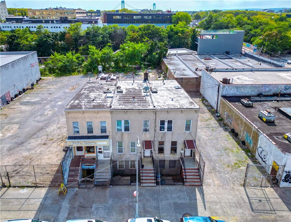 712 61st Street Property Photo 4