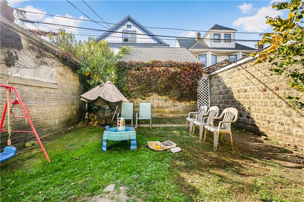 682 Argyle Road Property Photo 4