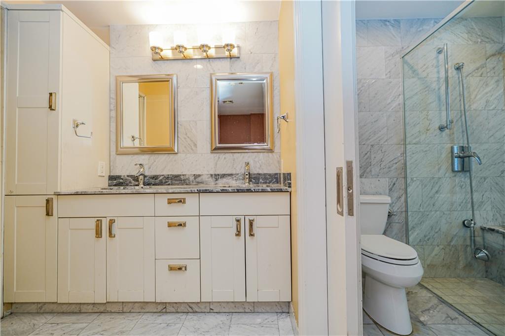 711 Macdonough Street Property Photo 14