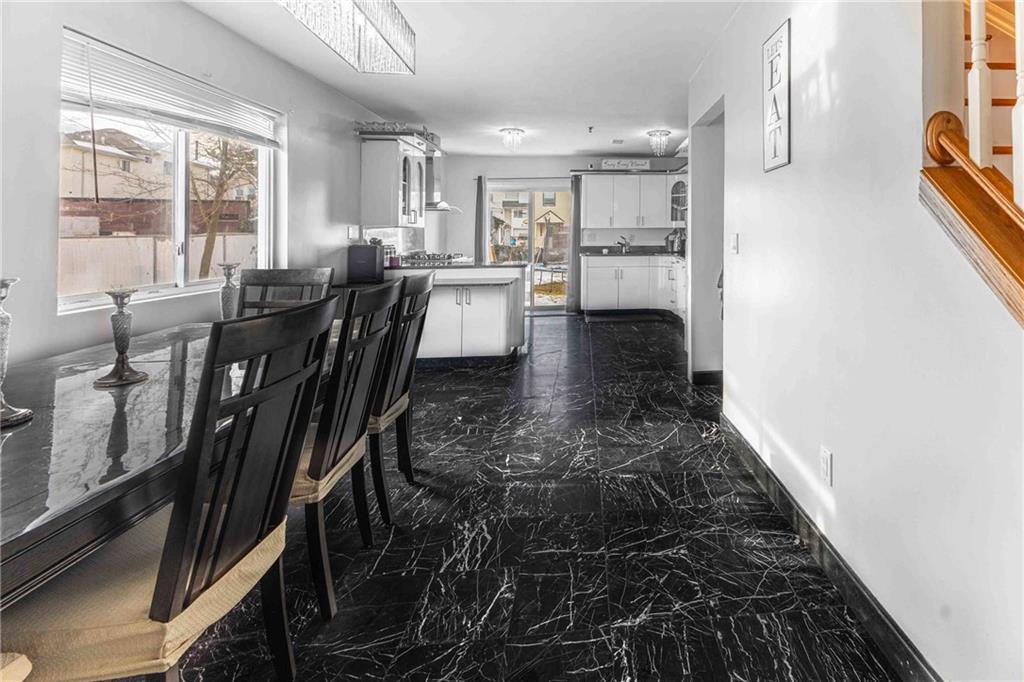 16 Mersereau Avenue Property Photo 8