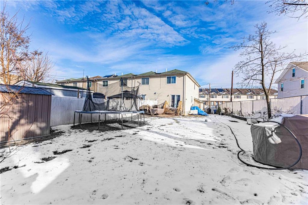 16 Mersereau Avenue Property Photo 31