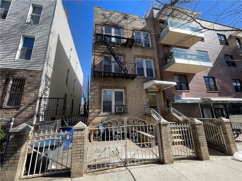 719 41st Street Property Photo 1