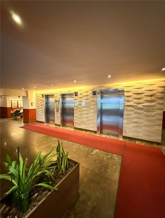 2650 Ocean Parkway 9n Property Photo 4