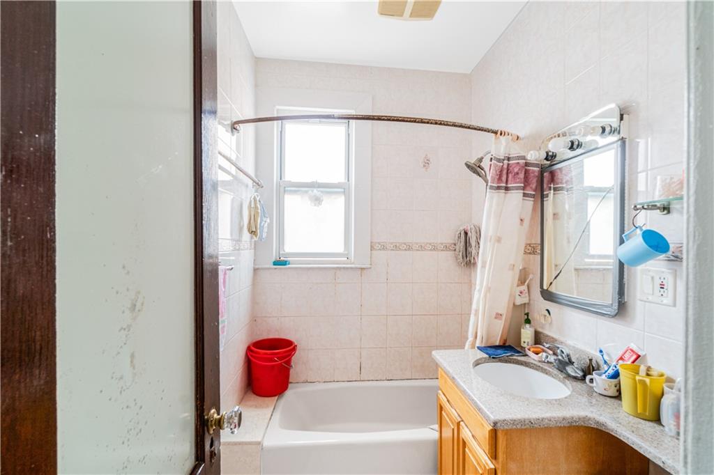 474 Senator Street Property Photo 7
