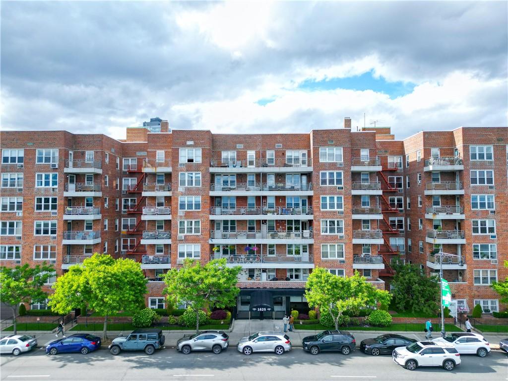 1625 Emmons Avenue 4N Property Photo 1