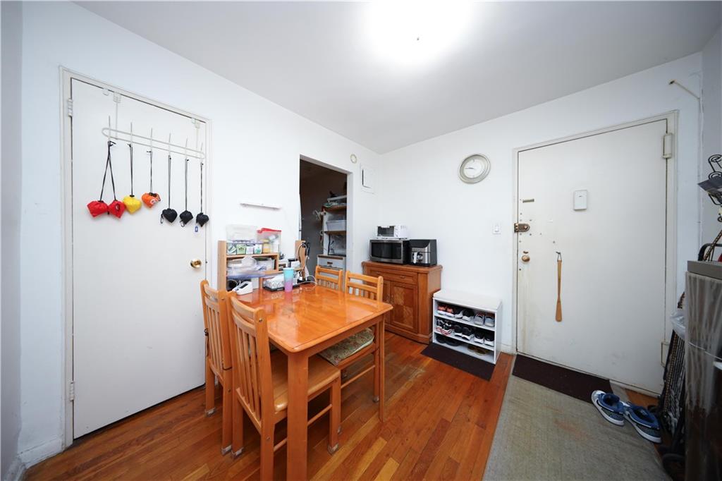 1625 Emmons Avenue 4n Property Photo 6
