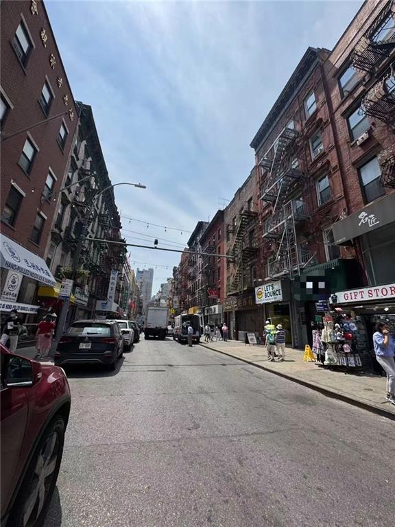 79 Mott Street Property Photo 2