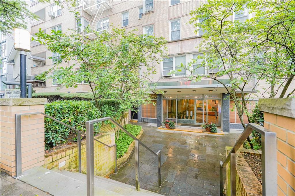1250 Ocean Parkway 6a Property Photo 2