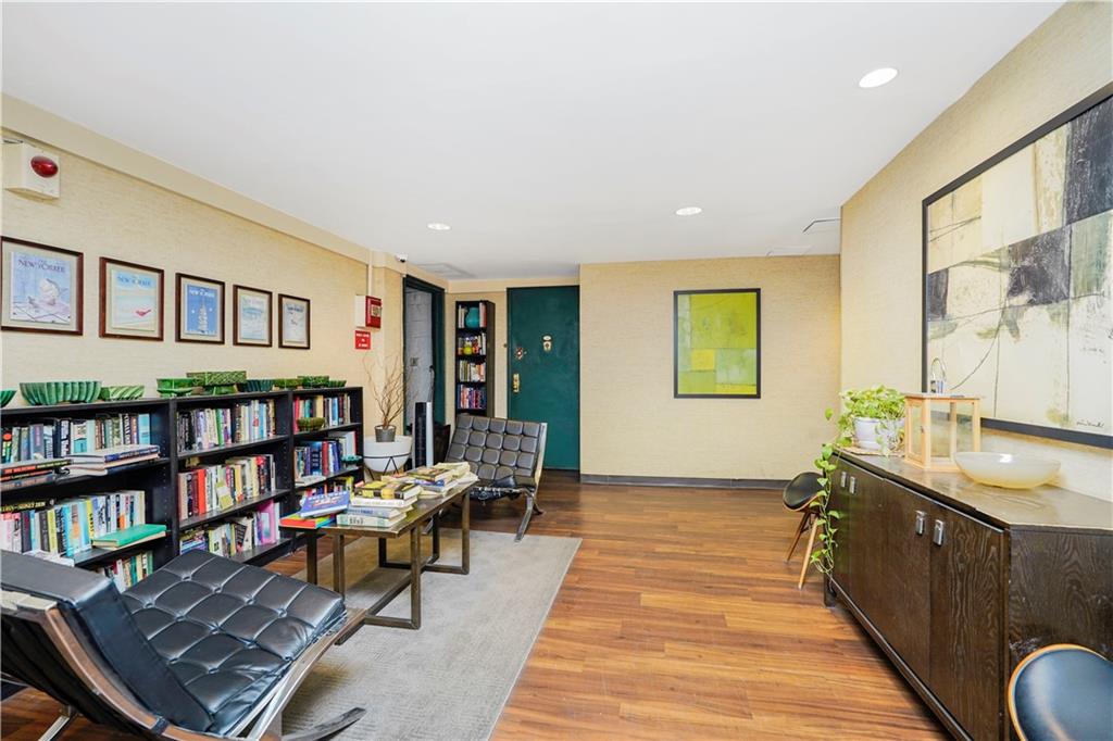 1250 Ocean Parkway 6a Property Photo 5