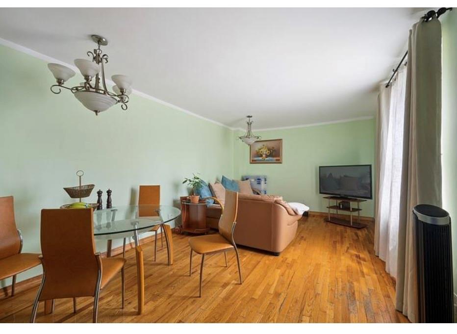 1213 Avenue Z F33 Property Photo 8