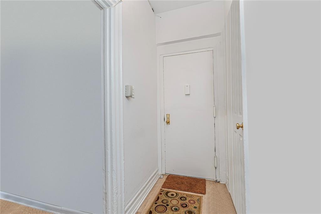 79 Avenue O B2 Property Photo 3