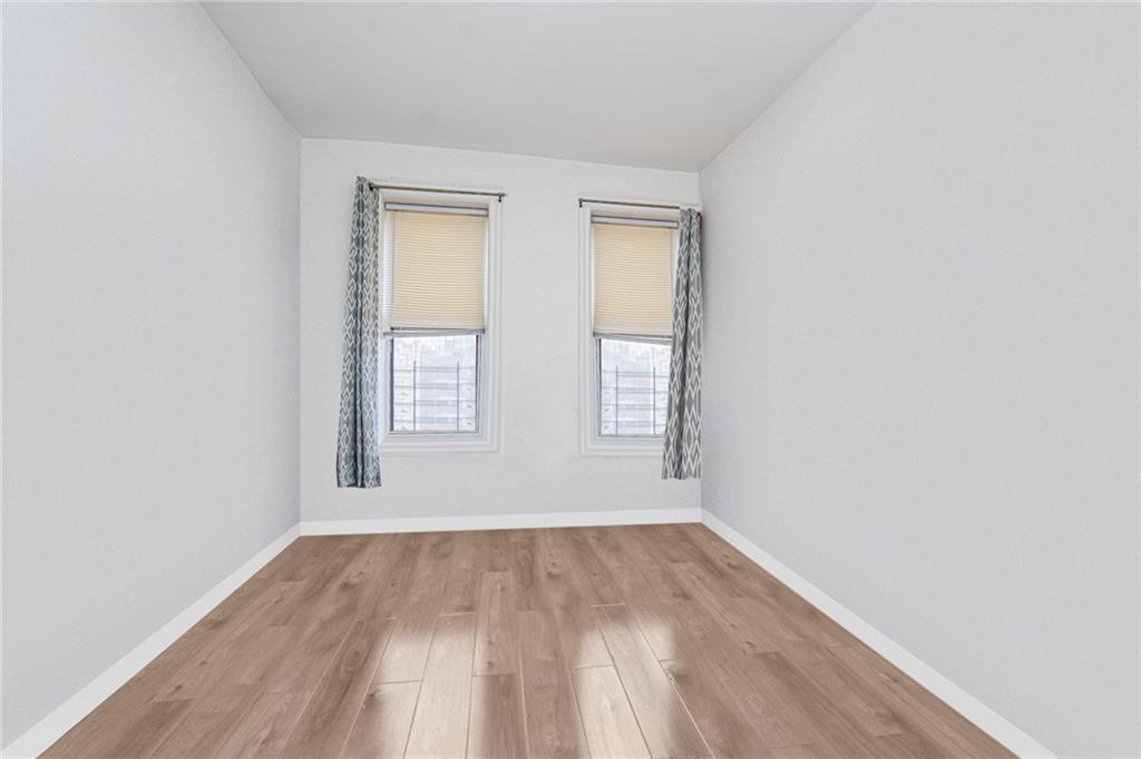79 Avenue O B2 Property Photo 9