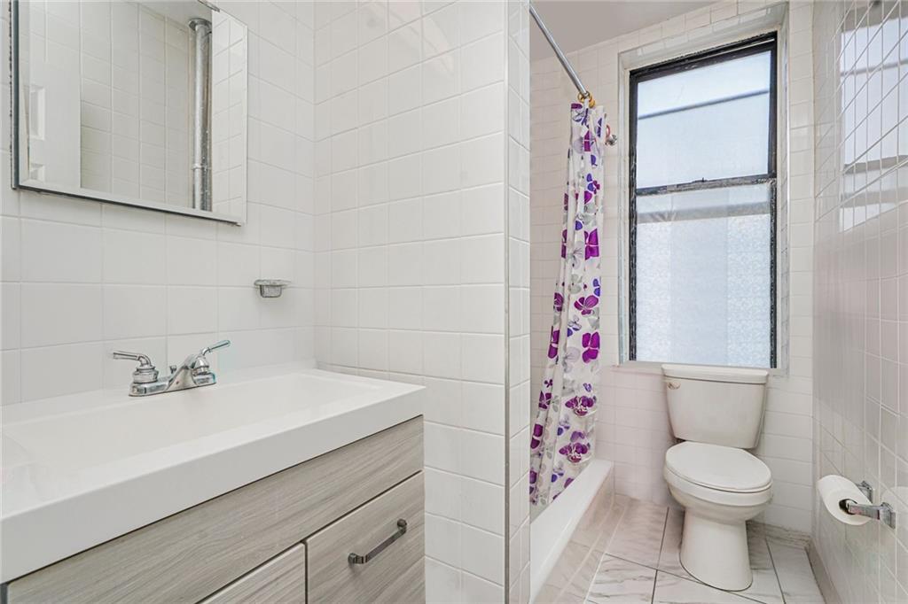 79 Avenue O B2 Property Photo 11