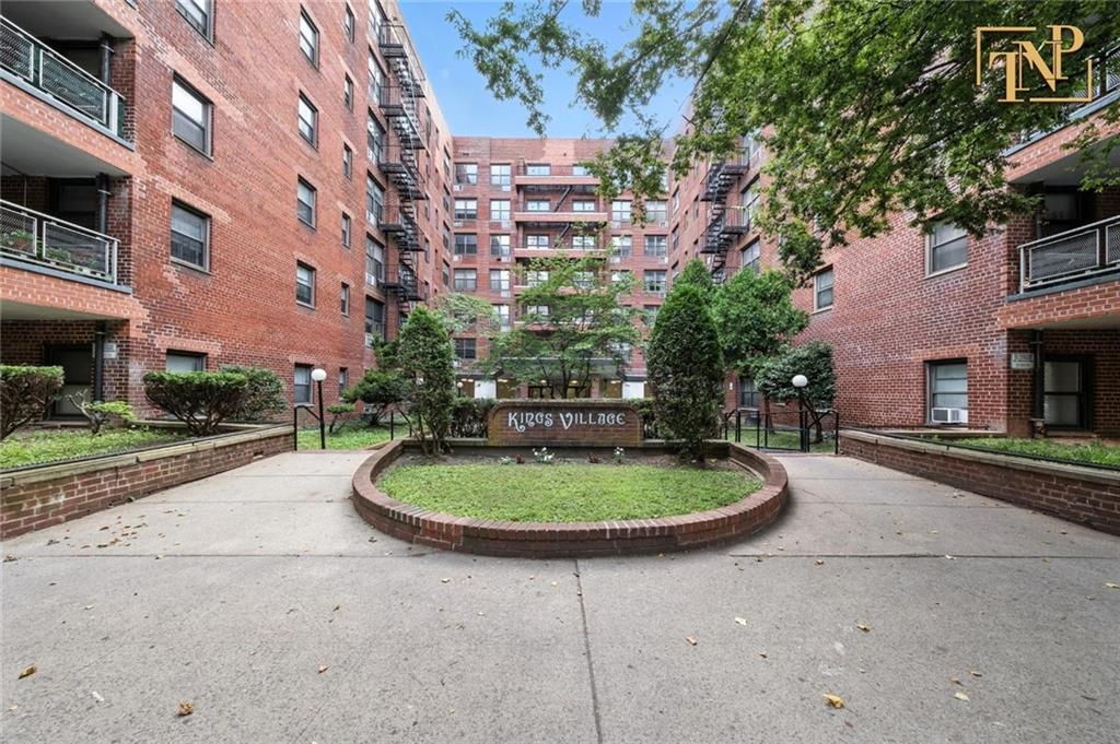 1200 East 53rd Street 5B Property Photo 1