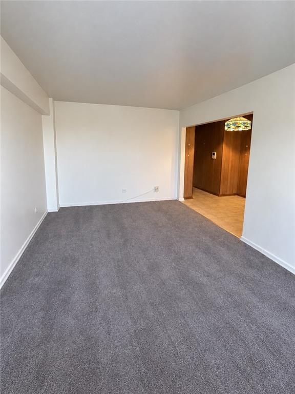 2251 Knapp Street 5a Property Photo 7
