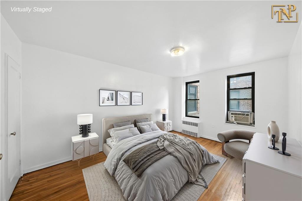 2251 Knapp Street 5a Property Photo 10