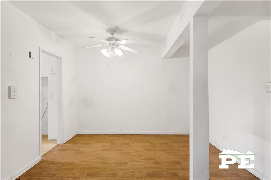 2425 Haring Street 4g Property Photo 14