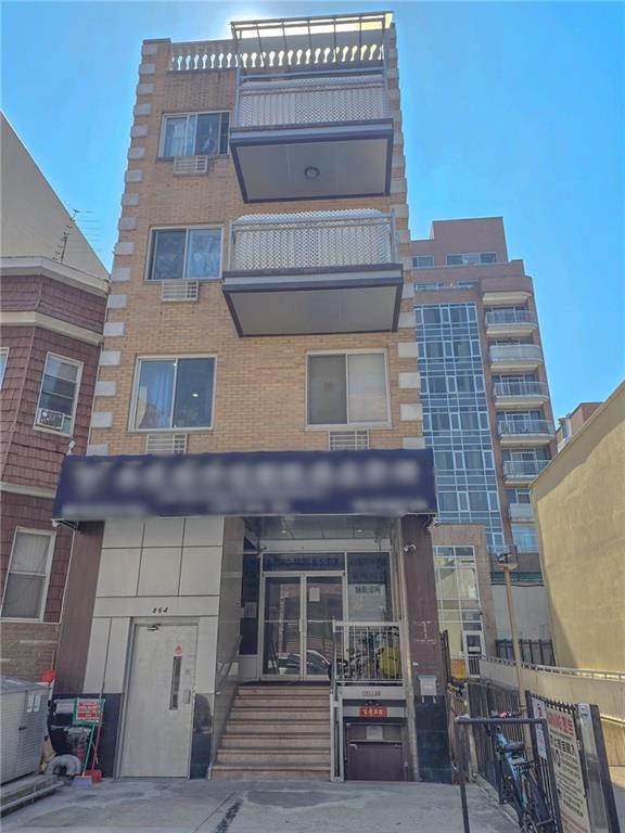 864 59th Street Property Photo 1