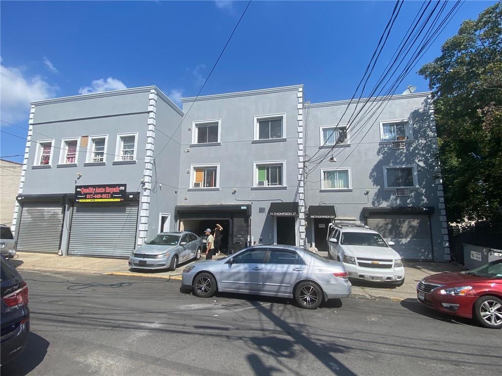 75 Thompson Street North Property Photo 1