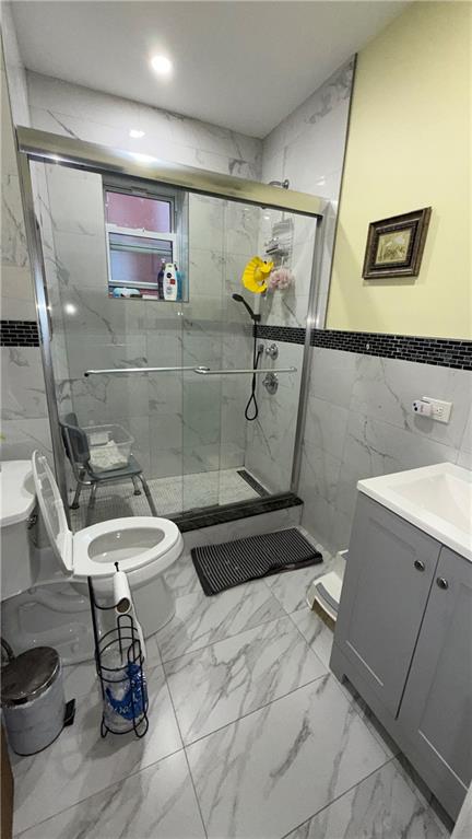 380 Rockaway Parkway Property Photo 5