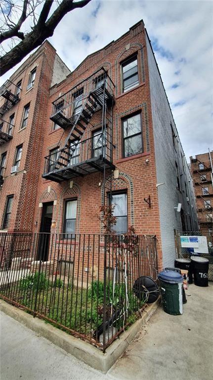 761 East 9th Street Property Photo 1